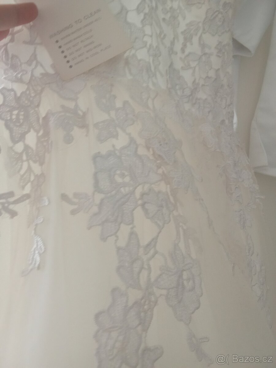 Svatební šaty - 5