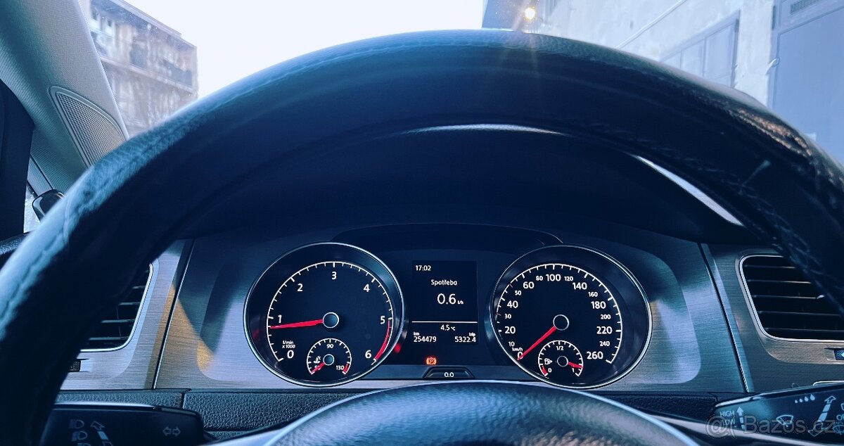 Volkswagen Golf VII 1.6 TDI - 5