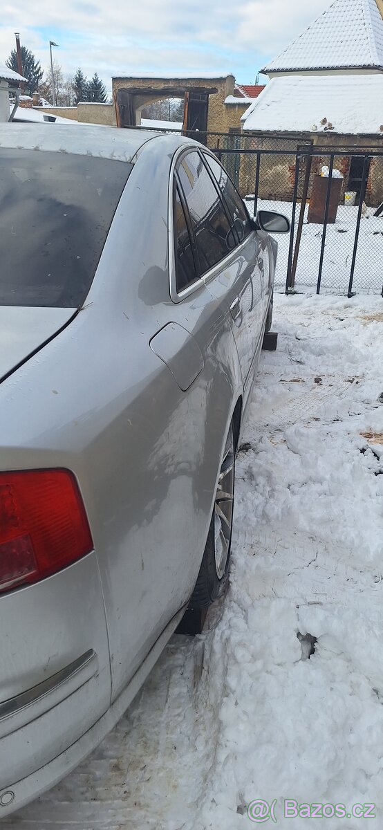 AUDI A 8 4.2 BENZIN - 5