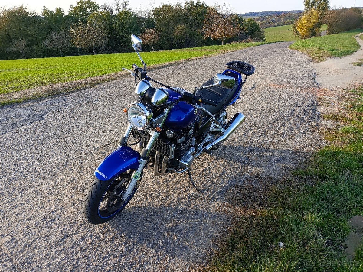 Suzuki GSX 1400 - 5