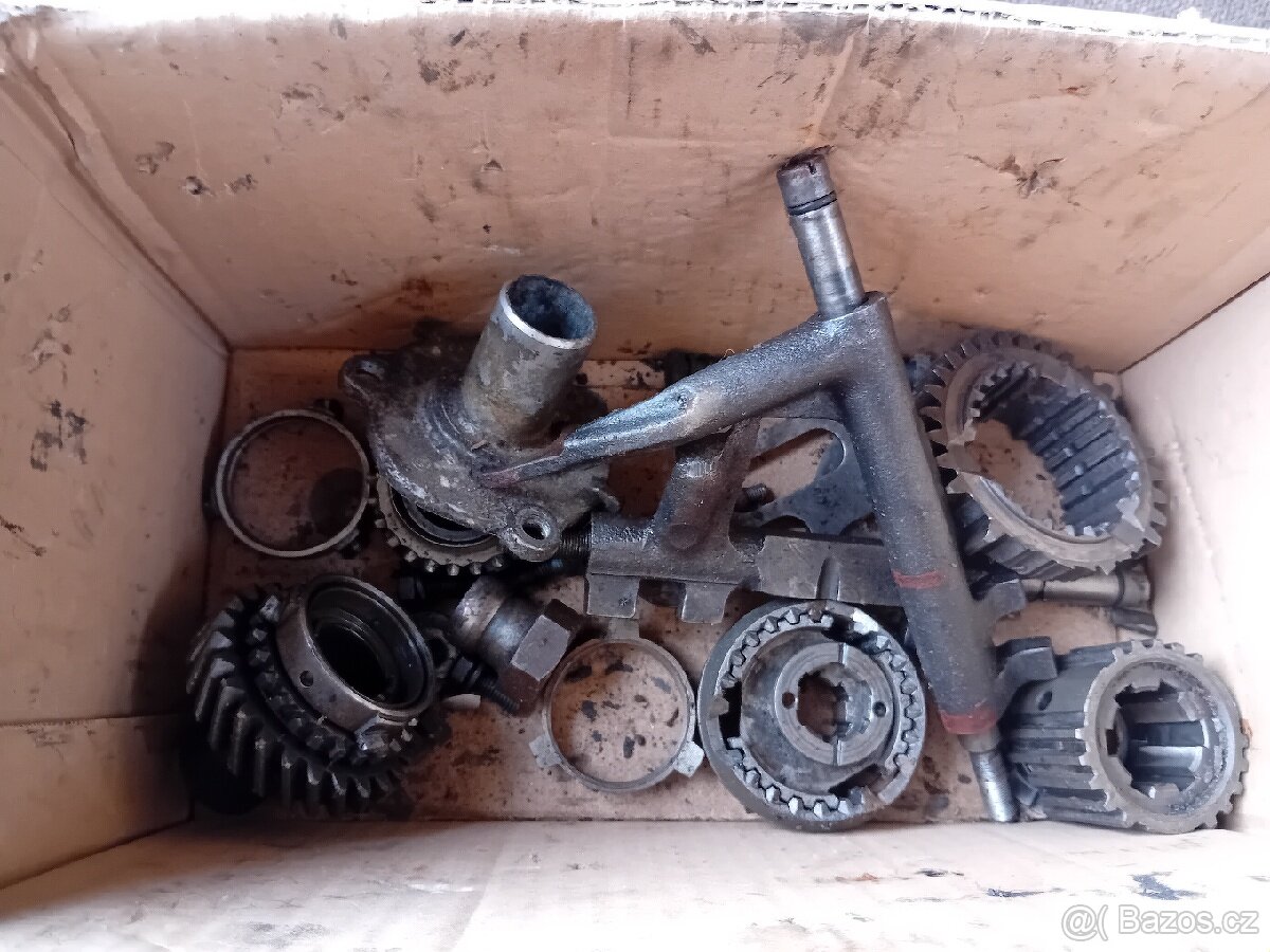 Převodovky a jiné díly škoda Octavie, Spartak - 5