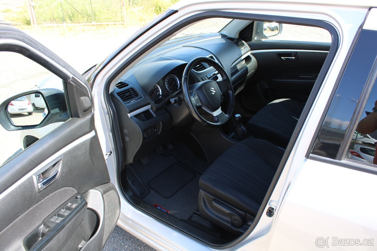 Suzuki Swift, 1,2i 66KW, SERVISKA, 4 x 4, KLIMA, r.v. 2014 - 5