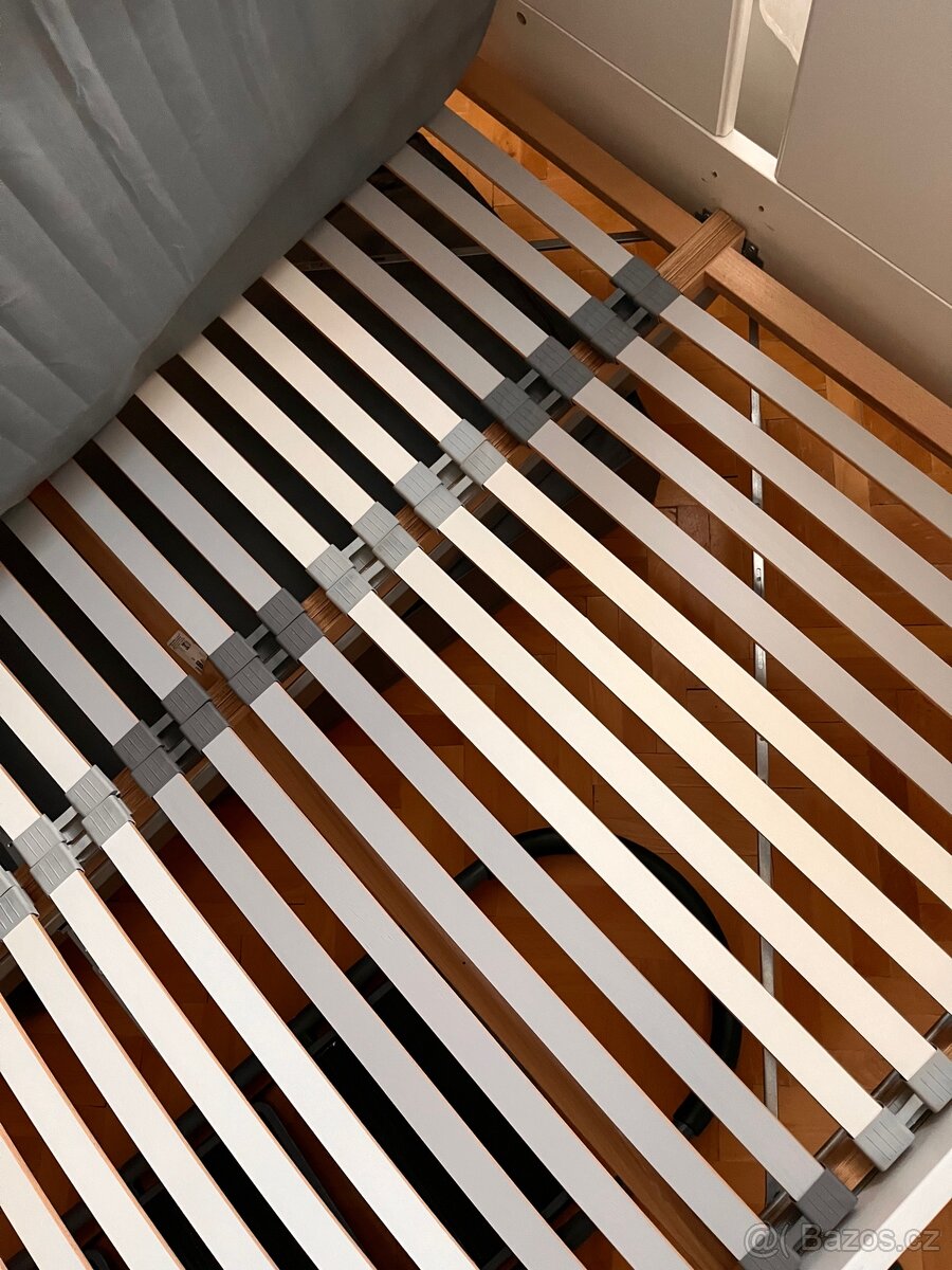 Postel s matrací - 5