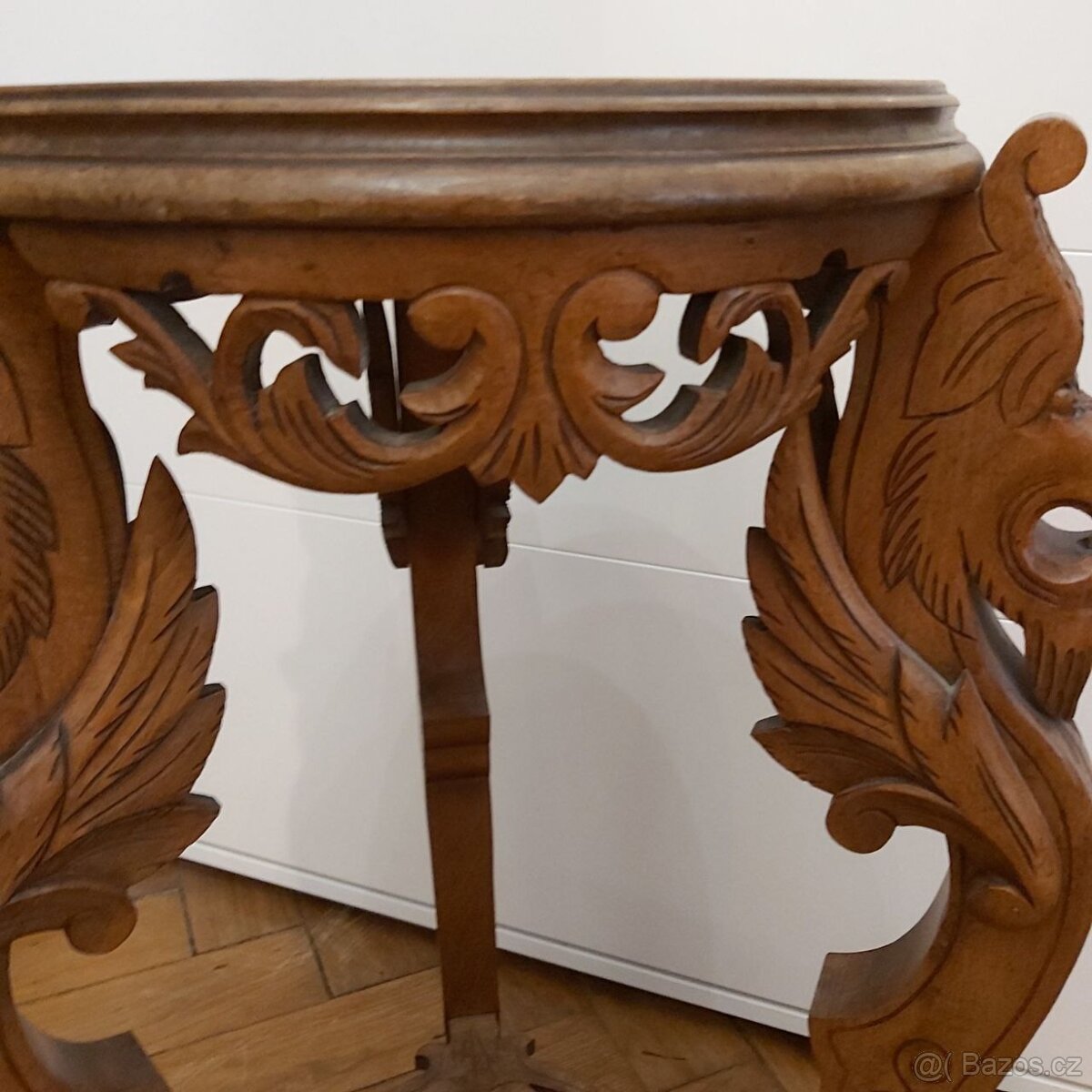 Starožitný stolek - 5