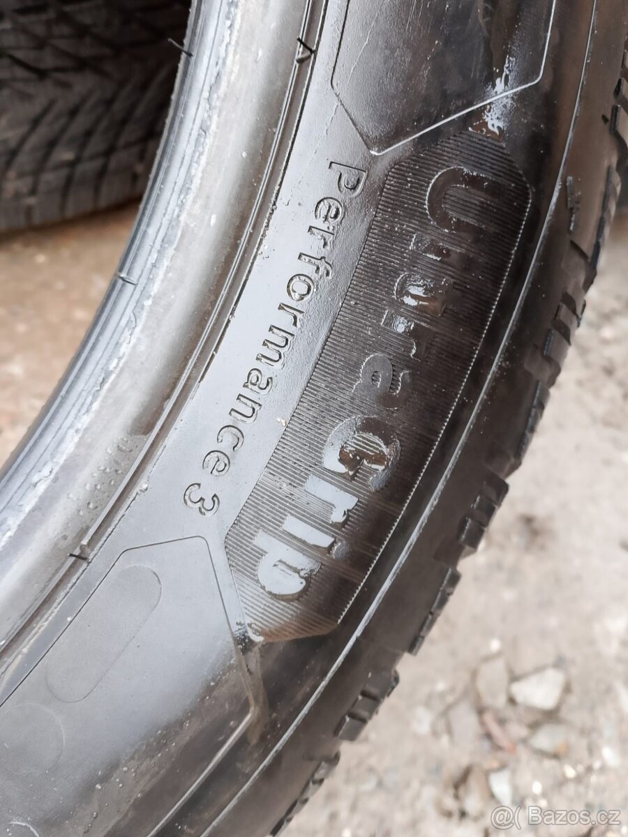 255/45/19 104v Goodyear - zimní pneu 2ks - 5