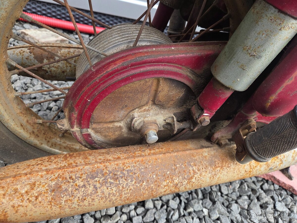 Jawa 250 panelka s doklady - 5