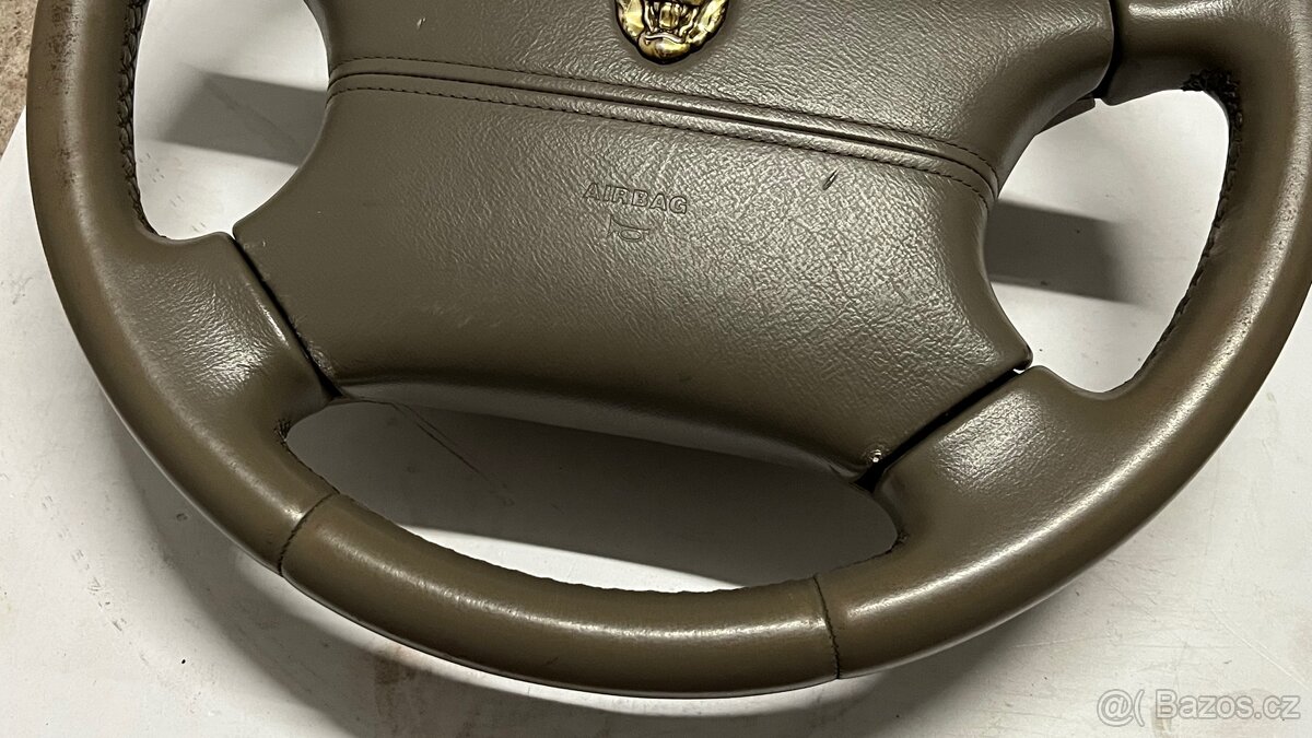 Volant Jaguar xj6 x300 - 5