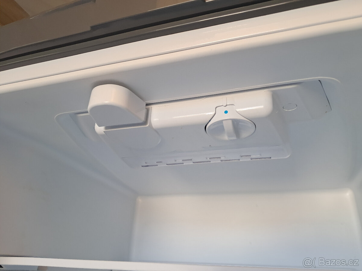 Lednice s mrazakem Indesit BIAAA 14P X - 5