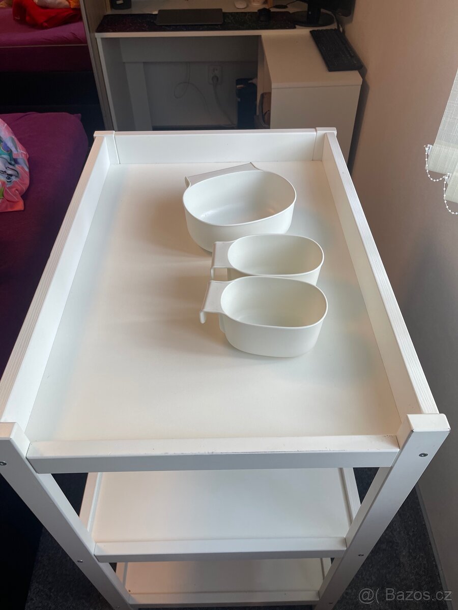 Přebalovací pult - 5