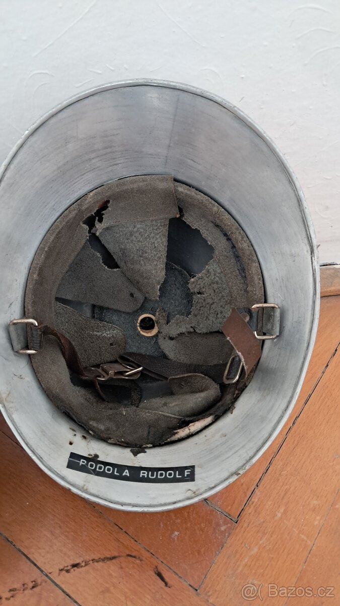 Hasičské helmy - 5