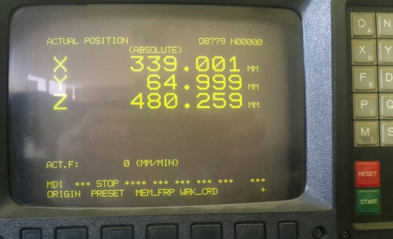 Obráběcí centra - vertikální MV 40 - 5
