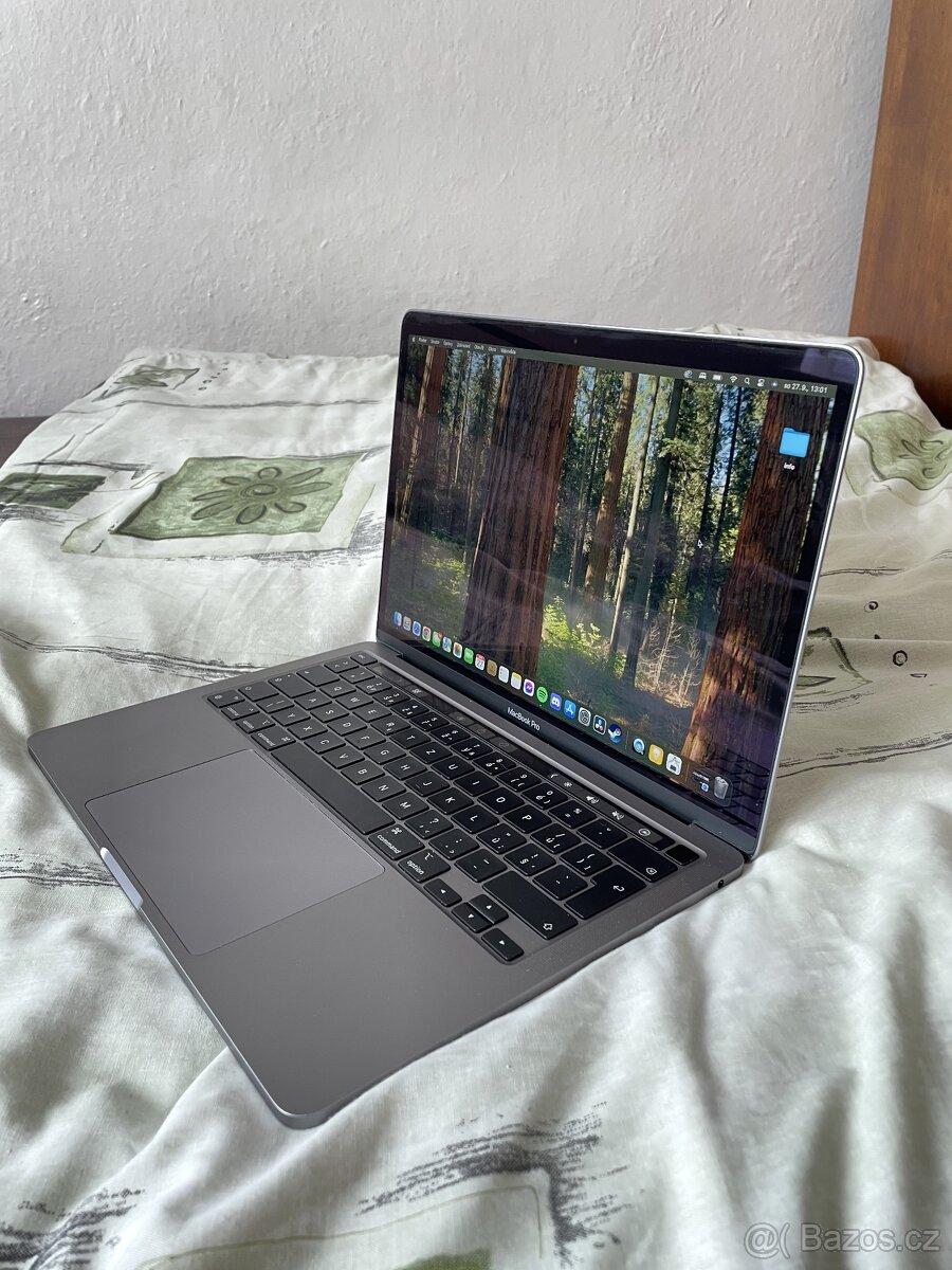 MacBook Pro 13" M2 (2022) – 8 GB RAM, 256 GB SSD, Touch Bar - 5