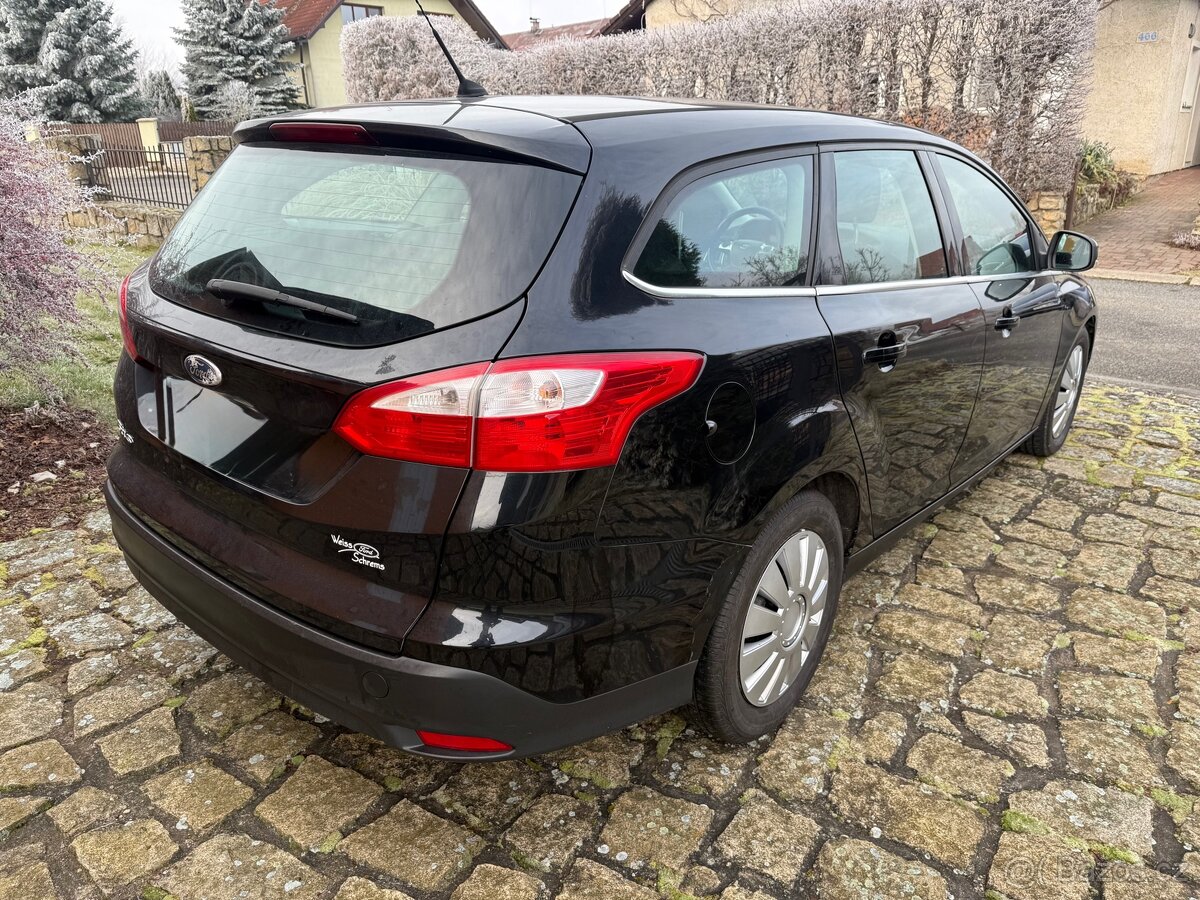 Ford Focus Combi Titánium 1.6 tdci 85 Kw 2011 - 5