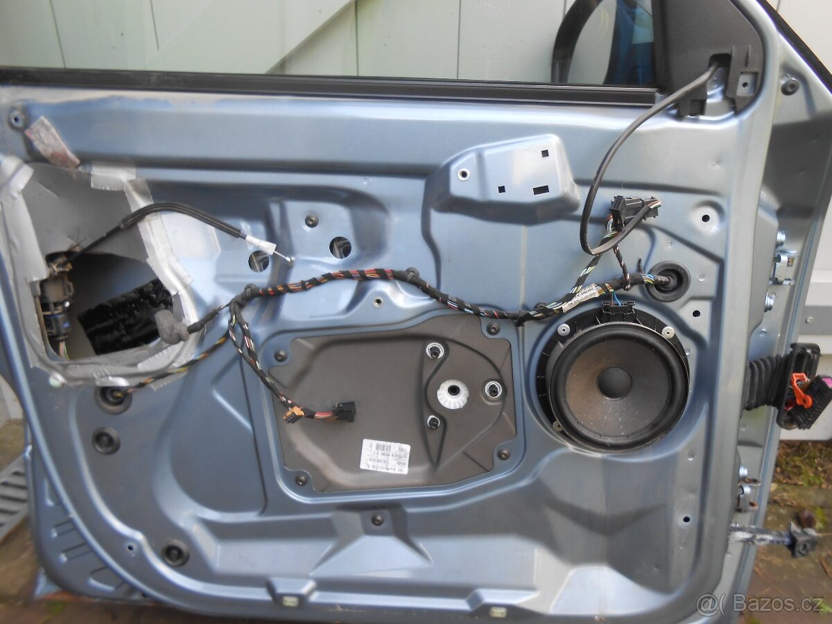 ŠKODA FÁBIA 2 VEŠKERÉ DÍLY Z LEVÝCH PŘEDNÍCH DVEŘÍ - 5