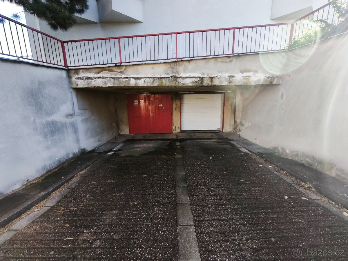 Pronájem garáže v Pardubicích, ul. Dašická - 5