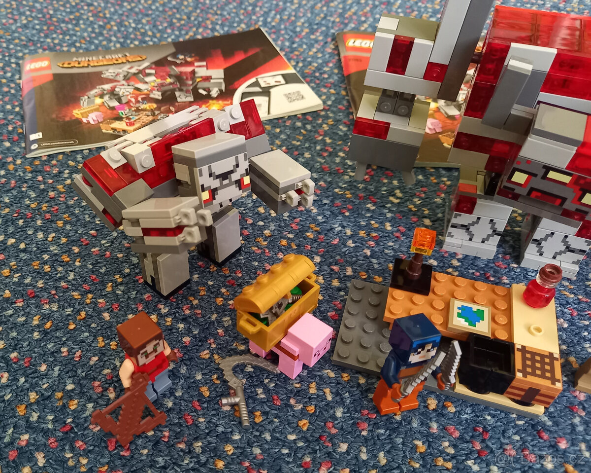 Lego Minecraft 21163 - The Redstone Battle. - 5