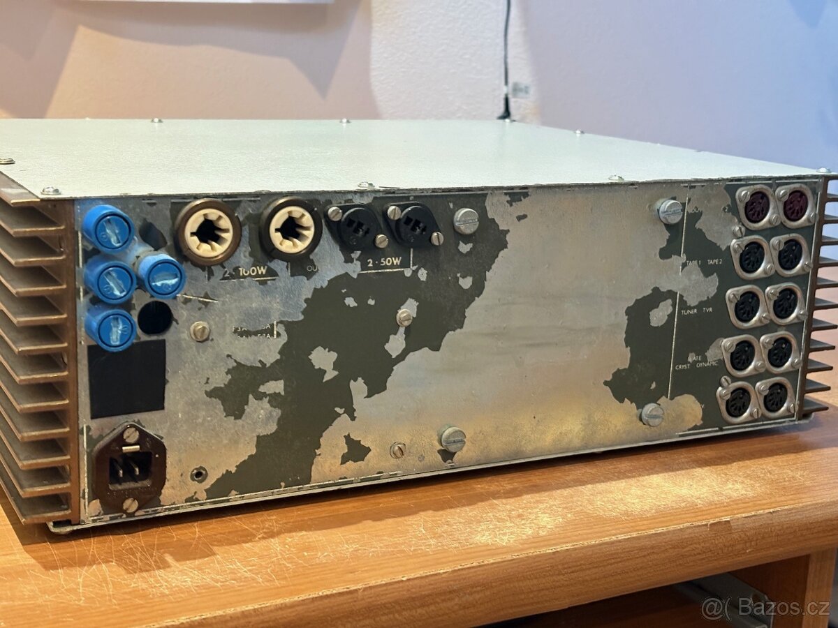 Prodám tranzistorový zesilovač 2x100W - 5