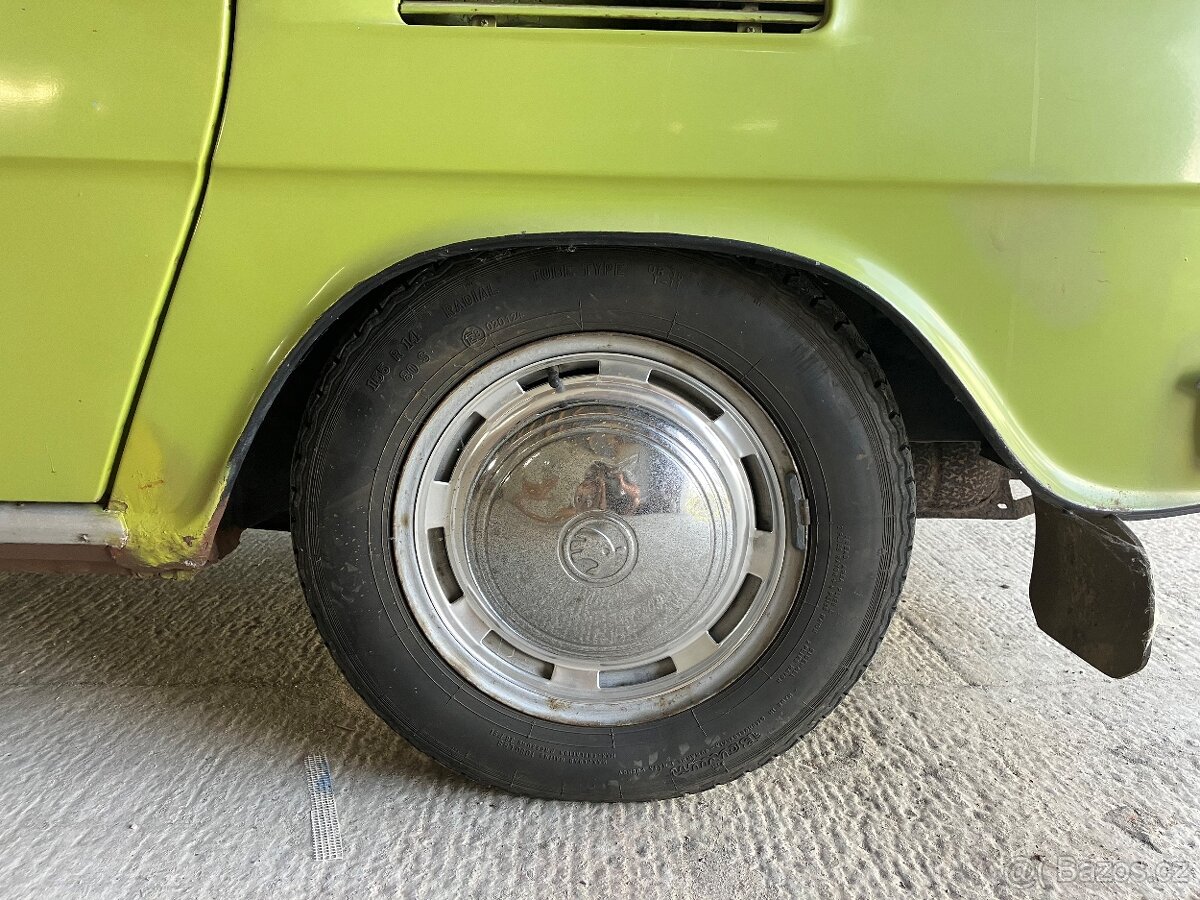 Škoda 100L De Luxe - 5