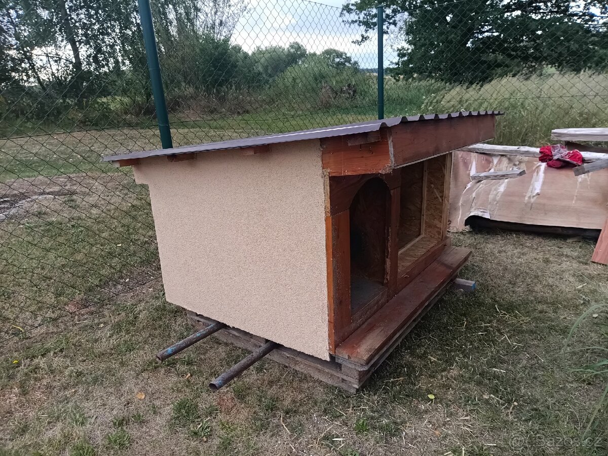 Prodám zateplenou psí boudu . - 5