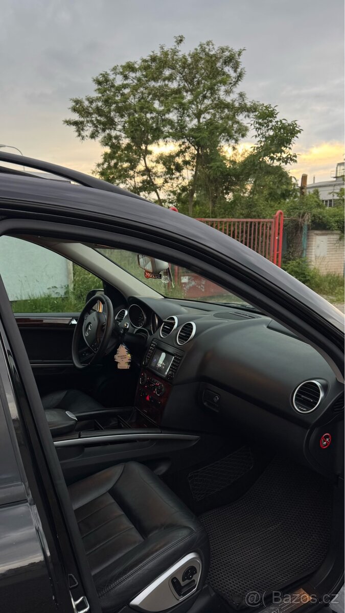 Mercedes-Benz ML W164 320CDI - 5