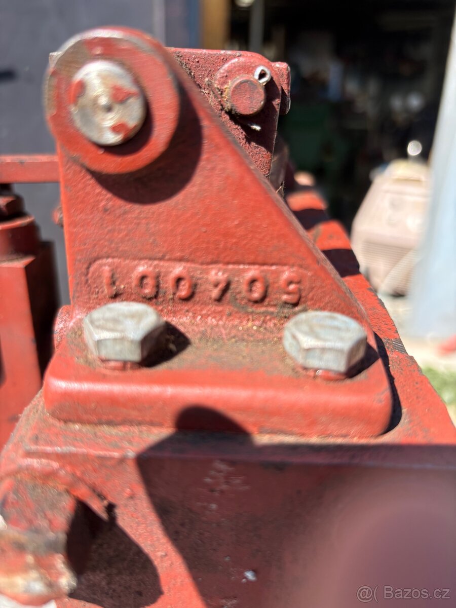 Hydraulický rozvaděč DESTA,tříšoupátkový- NOVÝ‼️ - 5