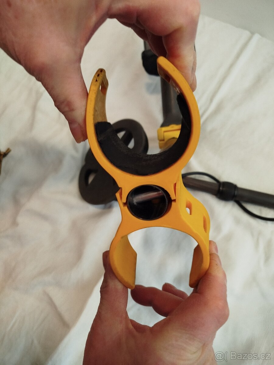 Detektor kovu Minelab Equinox 800 - 5