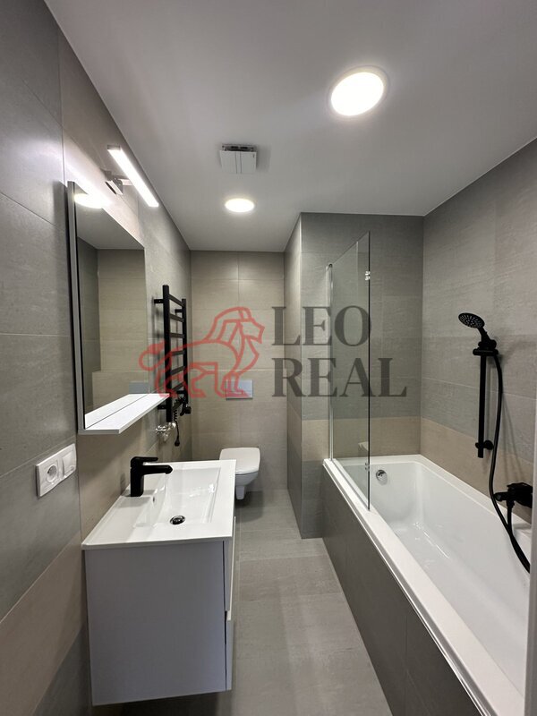 PRONÁJEM MODERNÍHO & PROSTORNÉHO 2kk s Terasou v Residenci R - 5