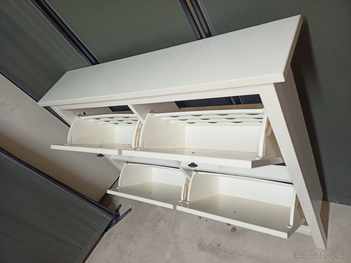 Prodám hezký botník IKEA HEMNES - 5