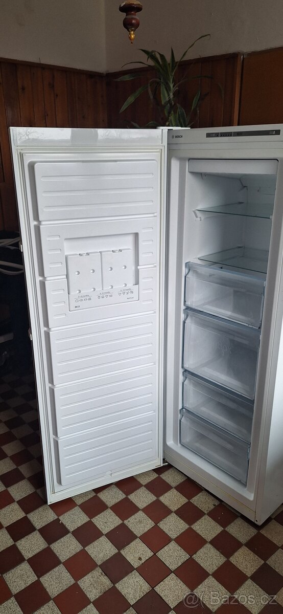 mrazák Bosh 195 l, šuplíkový - 5