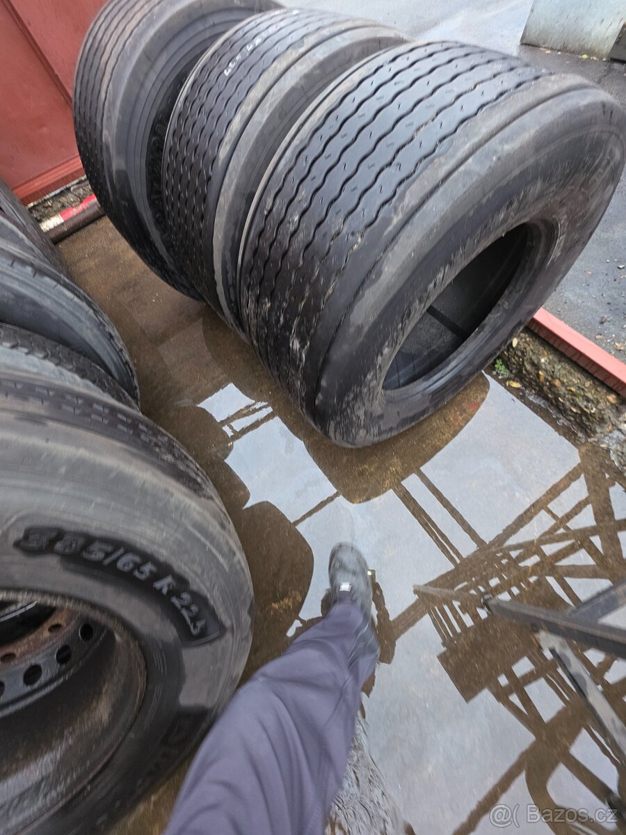 Pneu 445-45/19.5 - 5