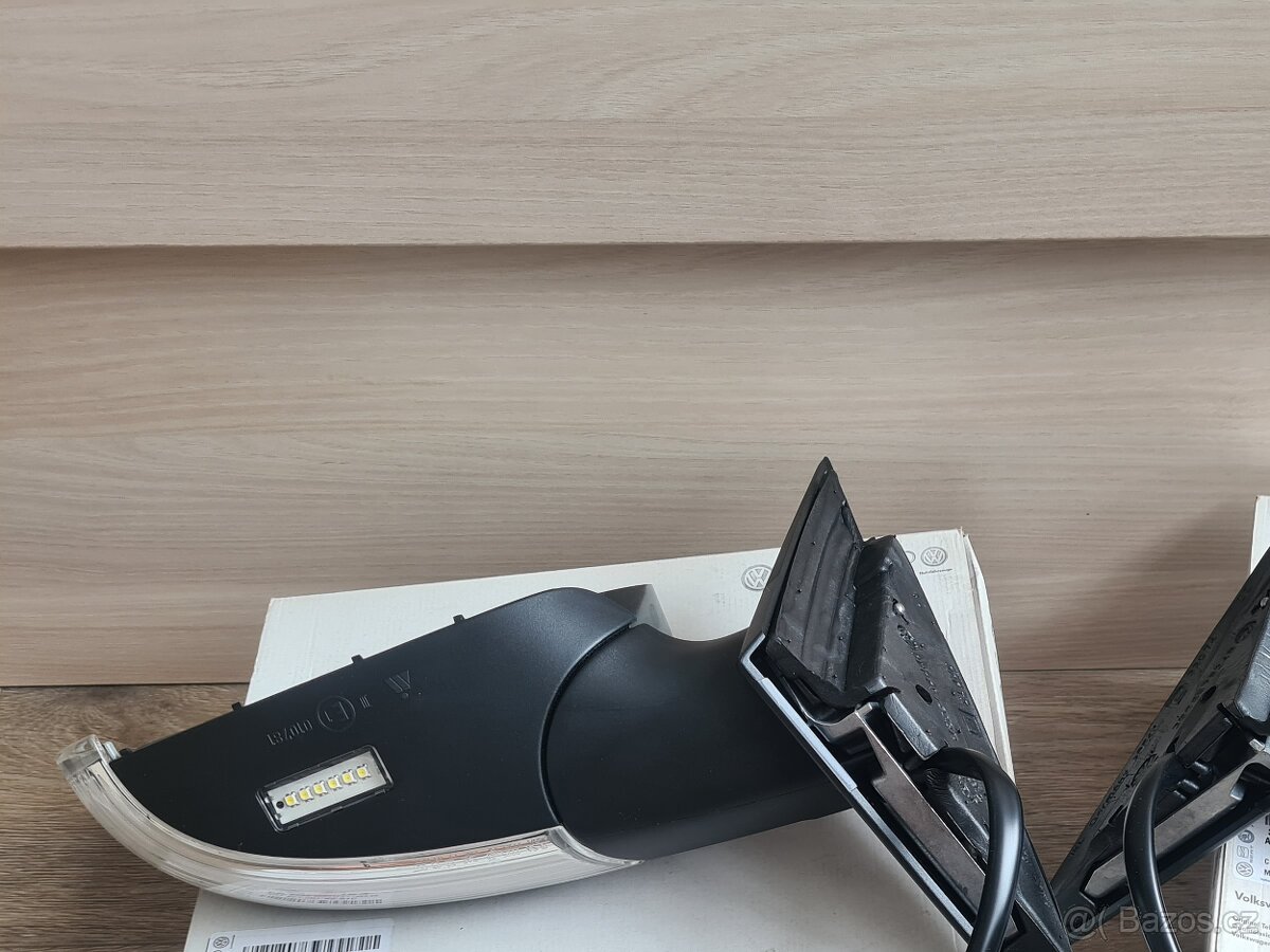 NOVÉ Zrcátka Superb 1 facelift PODSVÍCENÉ ORIGINÁL - 5