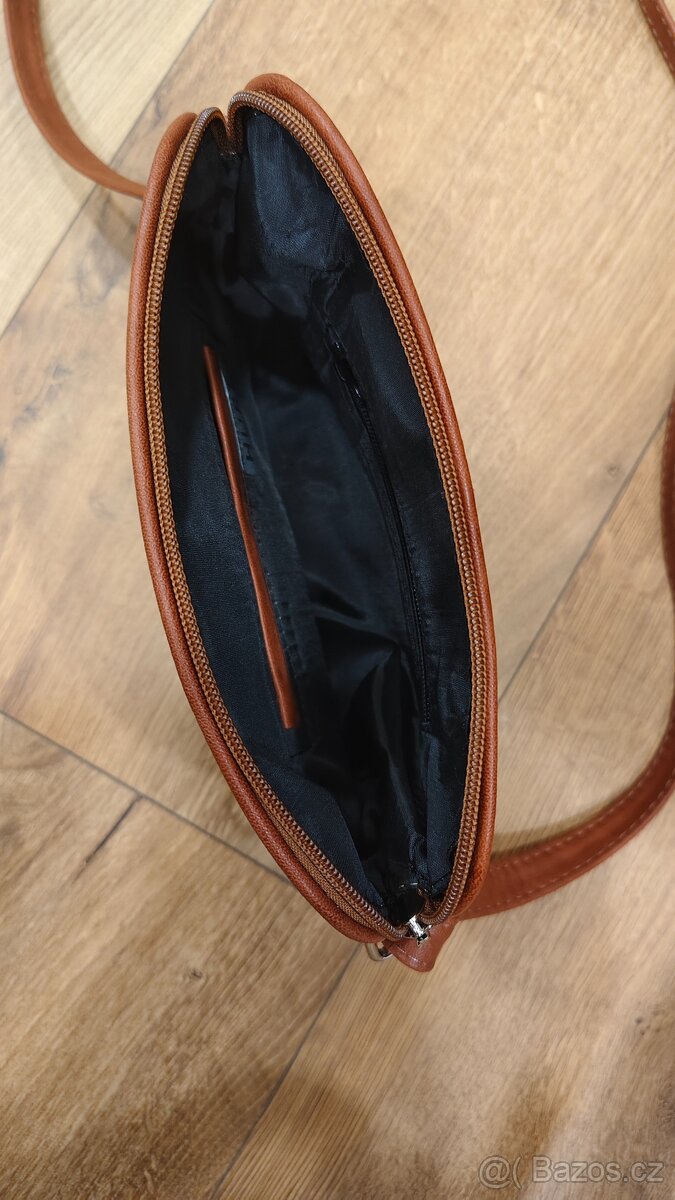 Hnědá kabelka HURT - 5