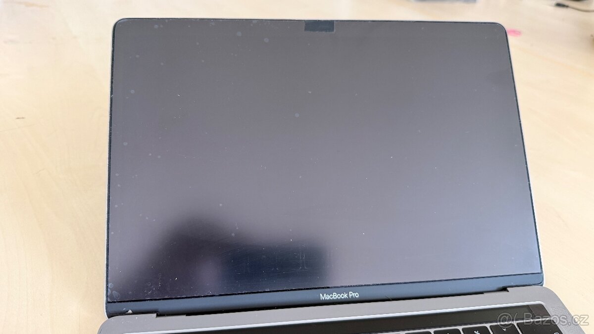 MacBook Pro 13" Retina (2019) – i7/16 GB/512GB SSD - 5