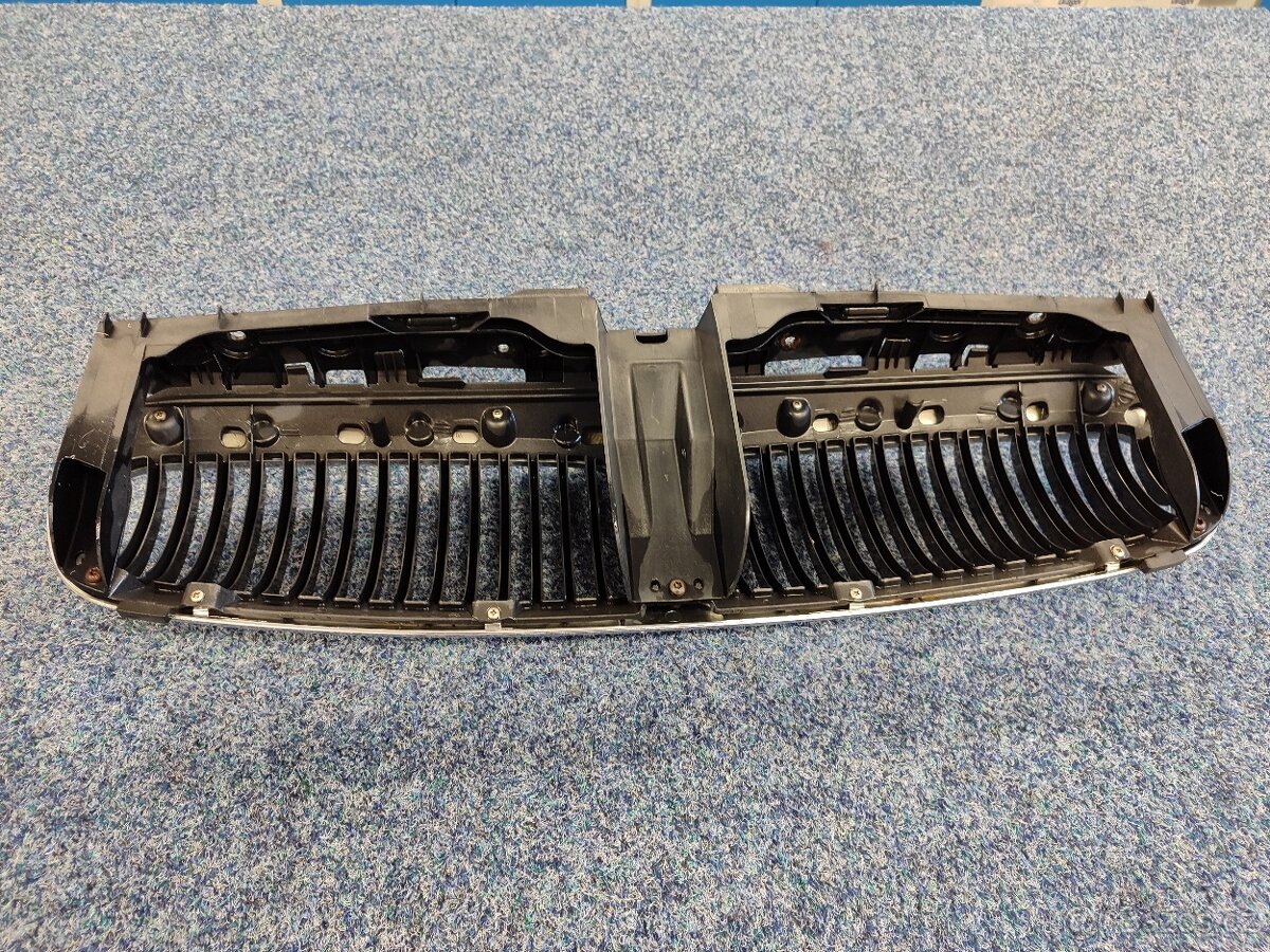 Maska (gril) Jaguar x type - 5