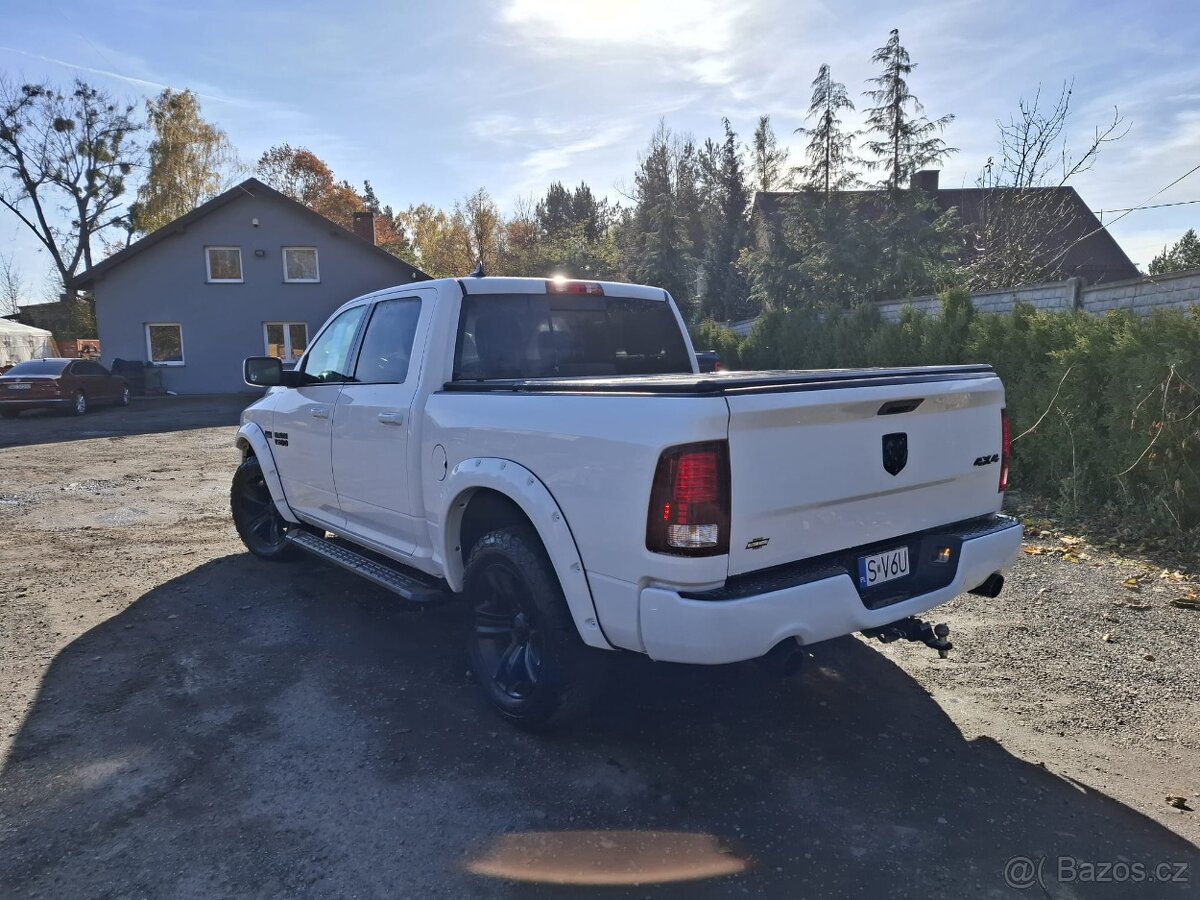 DODGE RAM 1500 SPORT 5.7 HEMI 2018