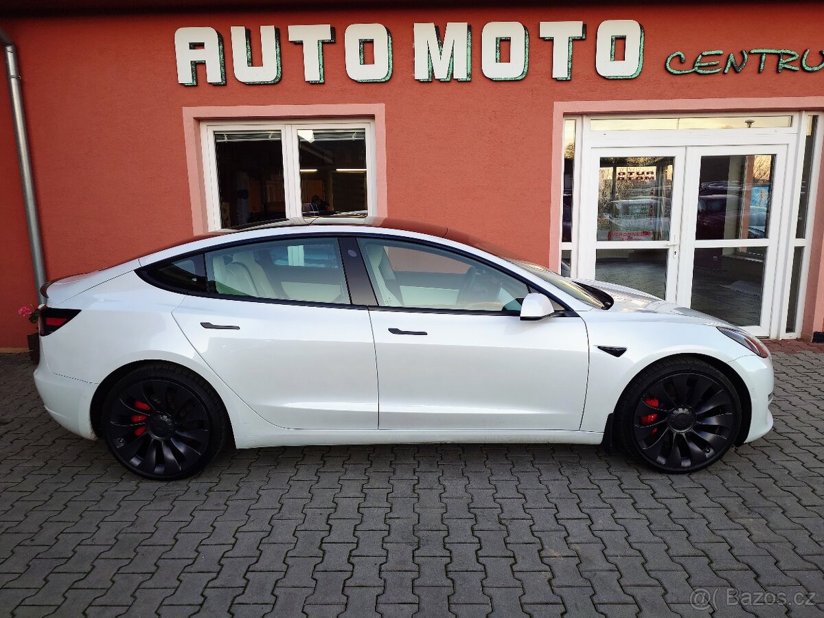 Tesla Model 3 DUAL MOTOR PERFORMANCE AWD 377 kW SOH 88,1% - 5