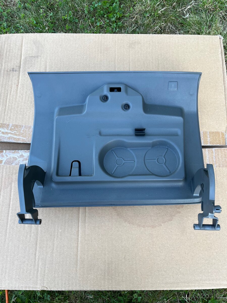 Ford Focus II díly - 5