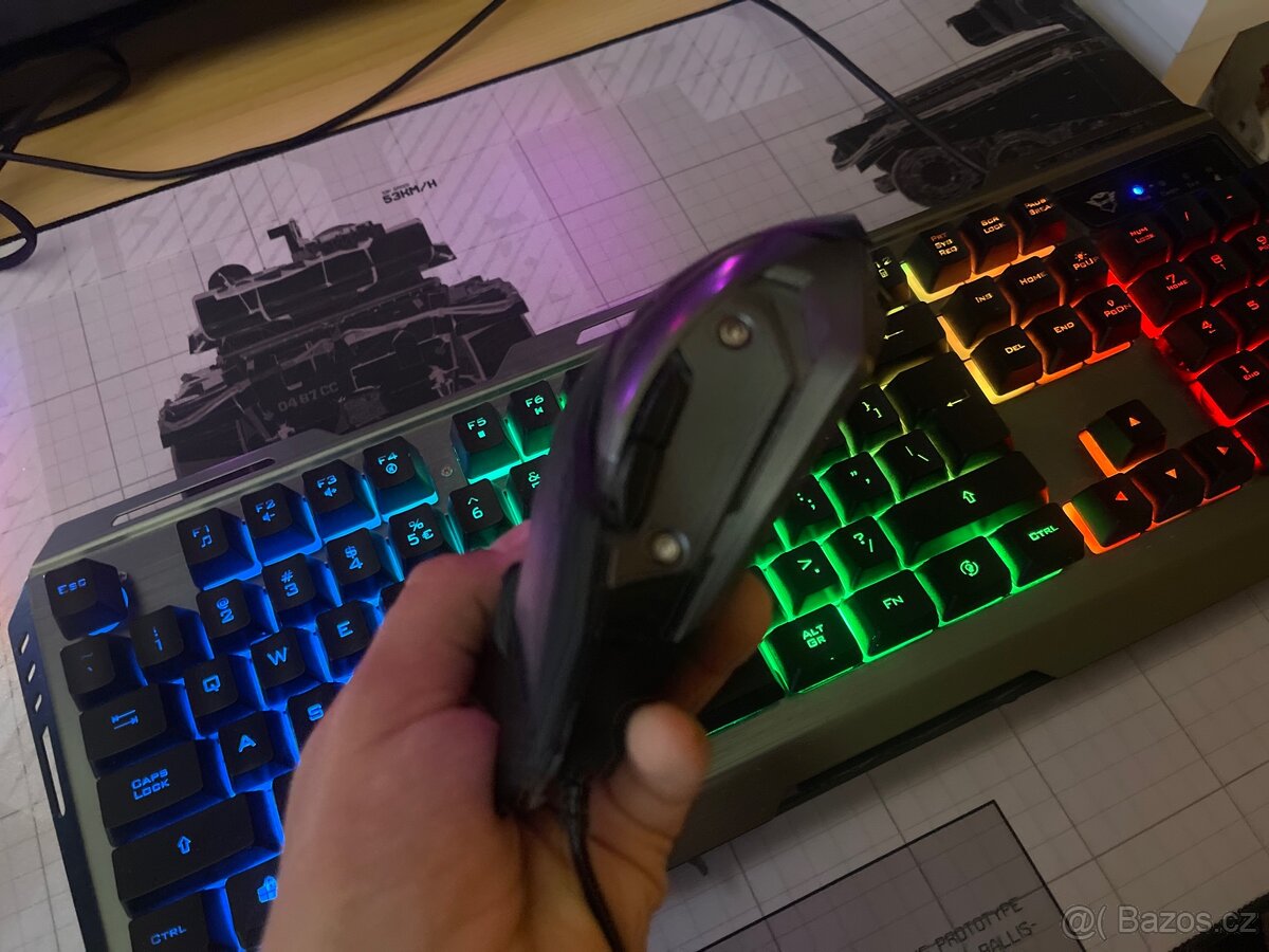 Hliníková klávesnice GXT Herni - 5