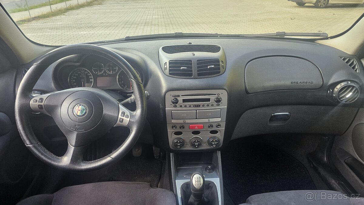 Alfa Romeo 147 - 5