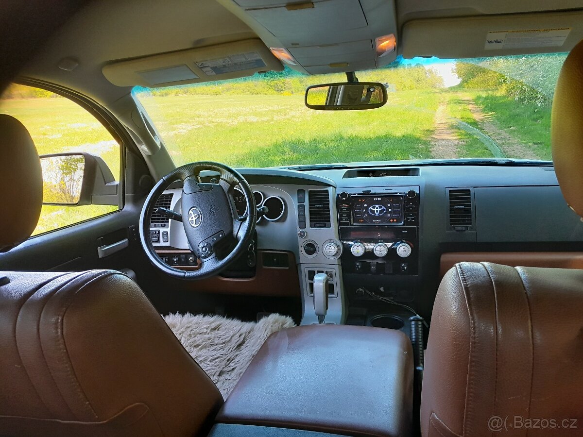 Prodám Toyota Tundra 4x4 ,5.7 ,8V