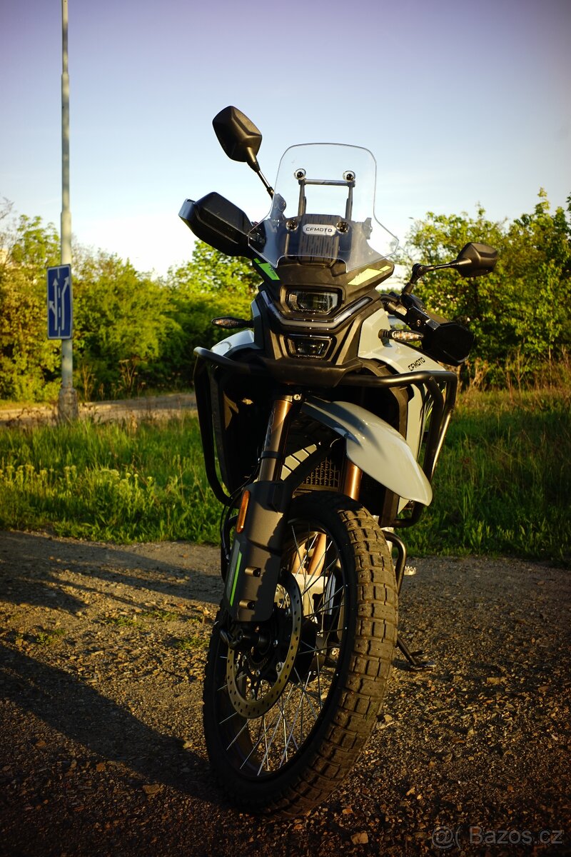 Cf Moto MT 450, zánovní 2.450 km, výborný stav