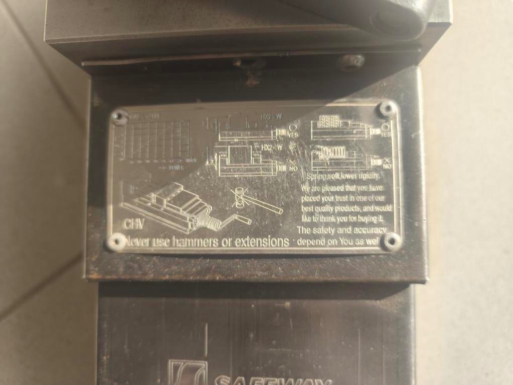 Strojní hydraulický přesný svěrák Safeway VISE CHV-130V - 5