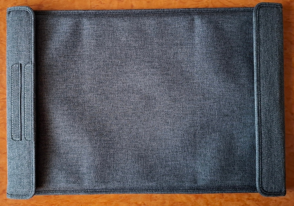 Prodám LCD monitor ASUS MB 16 AH, úhlopříčka 15,6", přenosn - 5