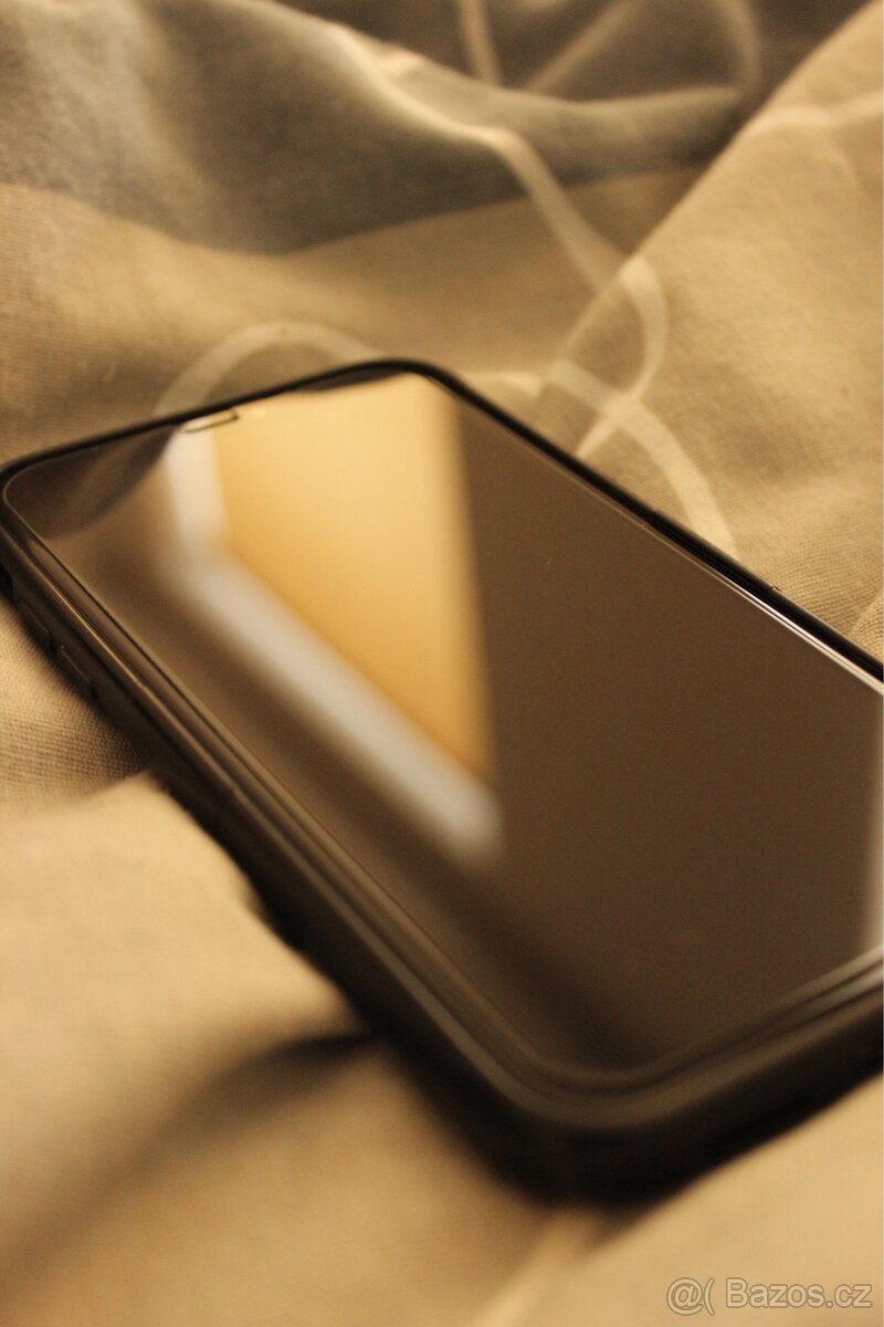 iPhone XR 64GB - černý - 5