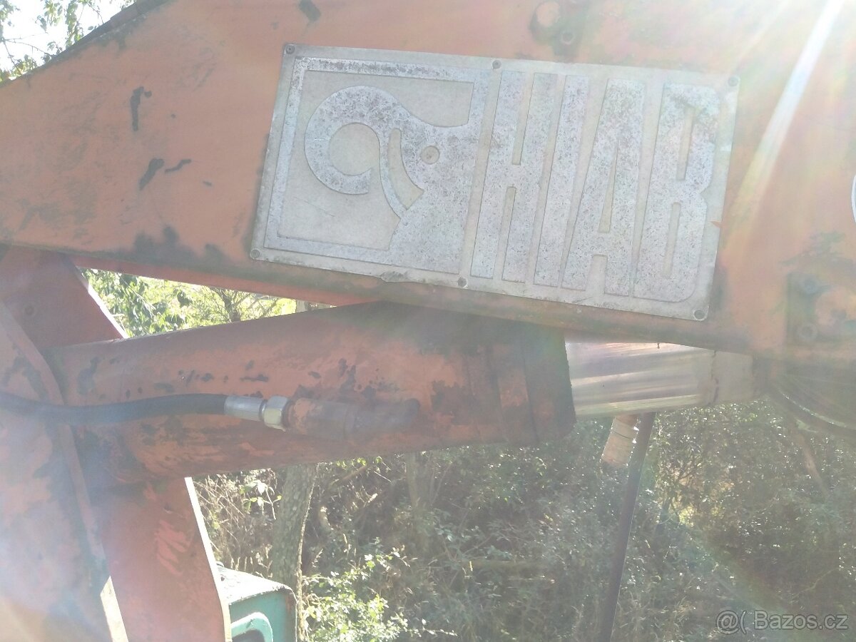 Mercedes Unimog hydraulická ruka - 5