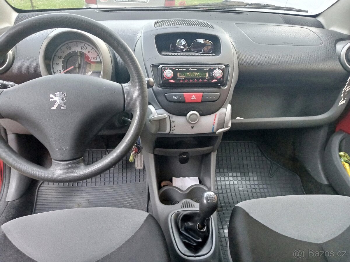 Peugeot 107 - 5