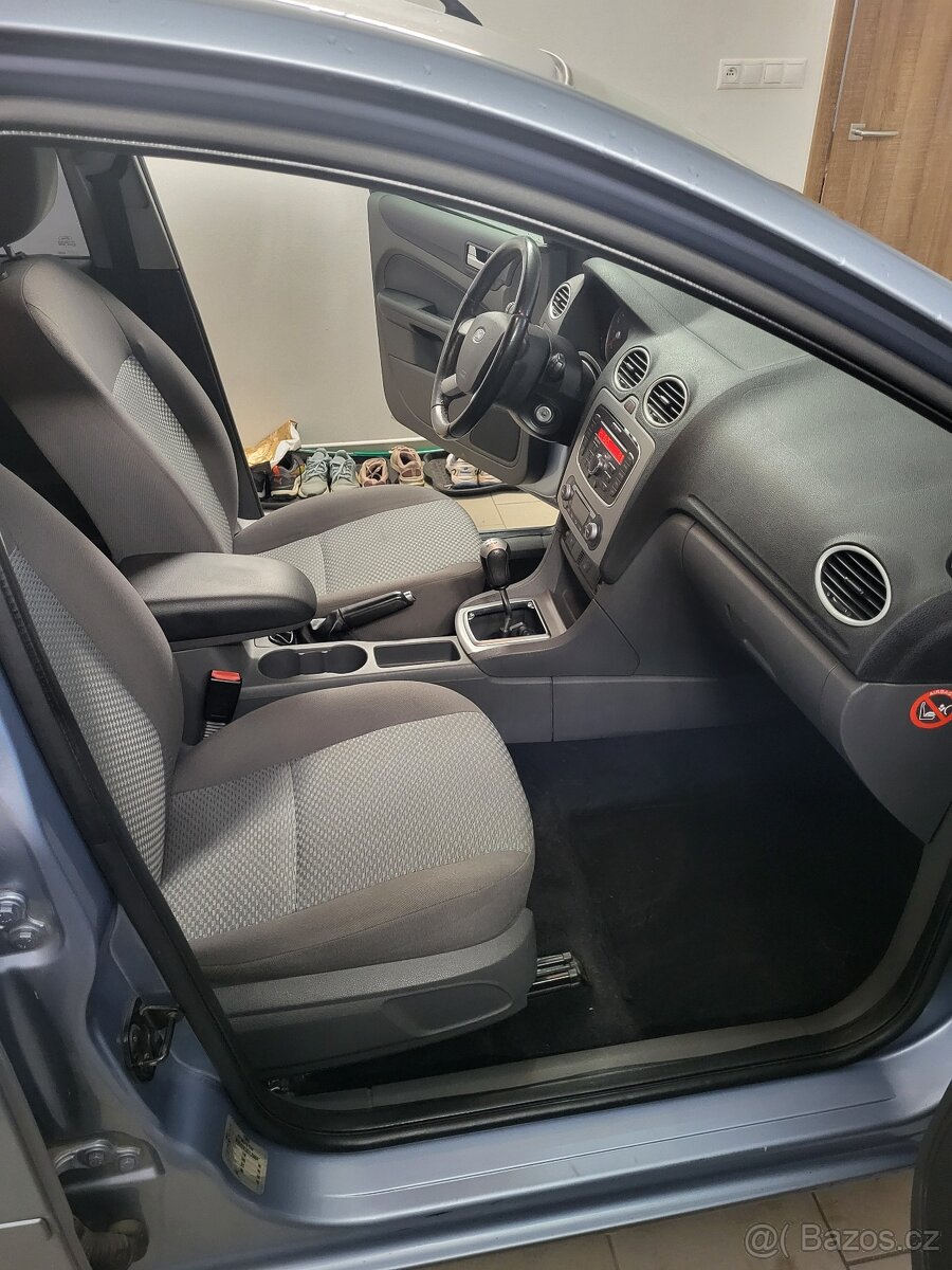 Ford Focus MK II - 1.6i 85 kW 2007 - 5