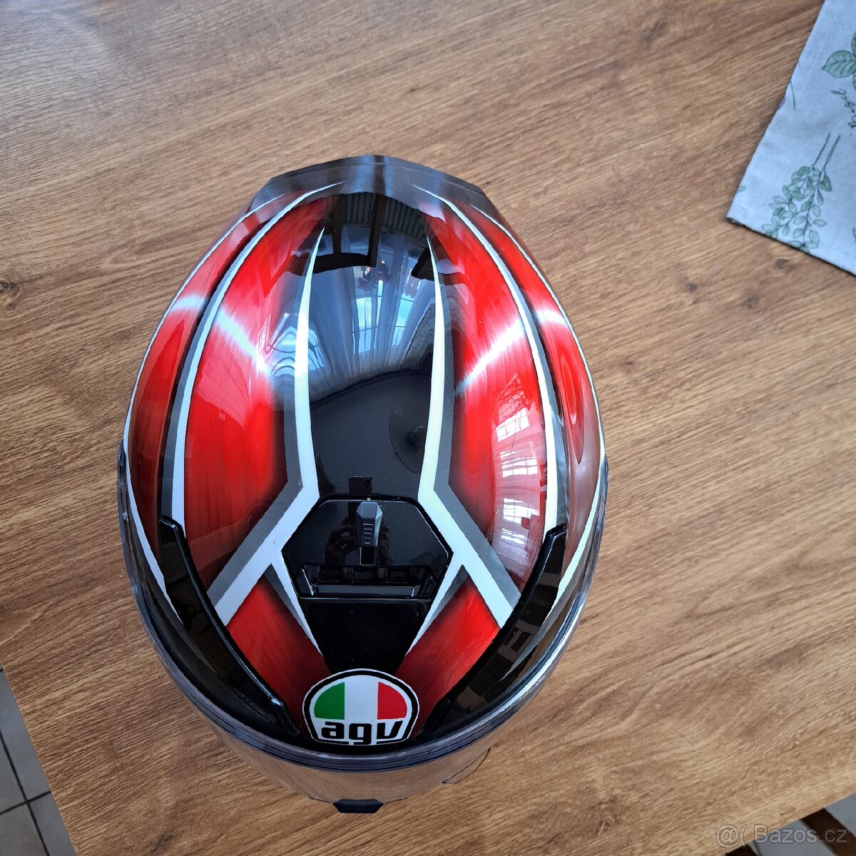 Helma na motorku AGV - 5