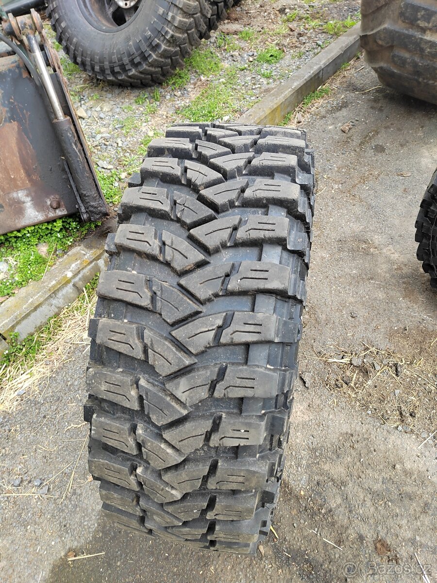 Offroad pneu včetně disku