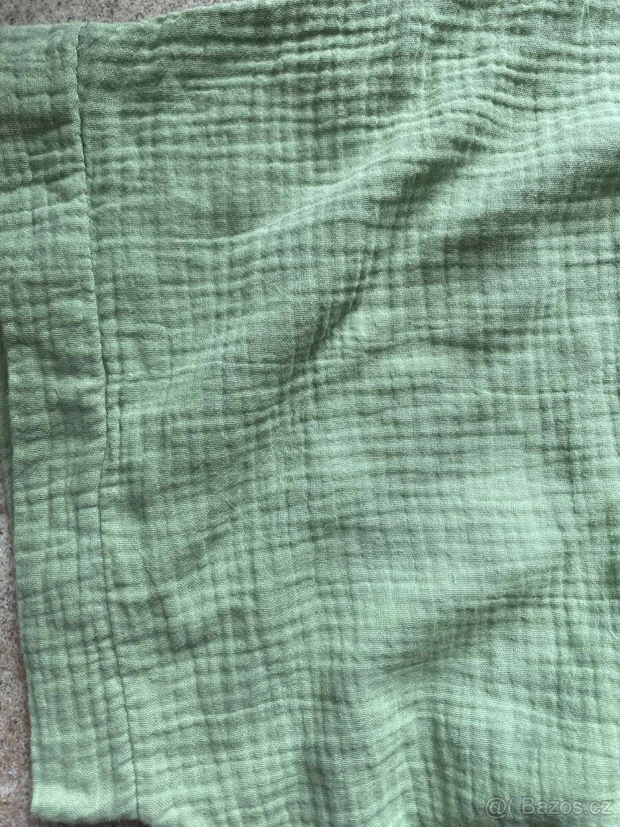 Velikáá nová hráškově zelená tunika mušelín 54 a více - 5